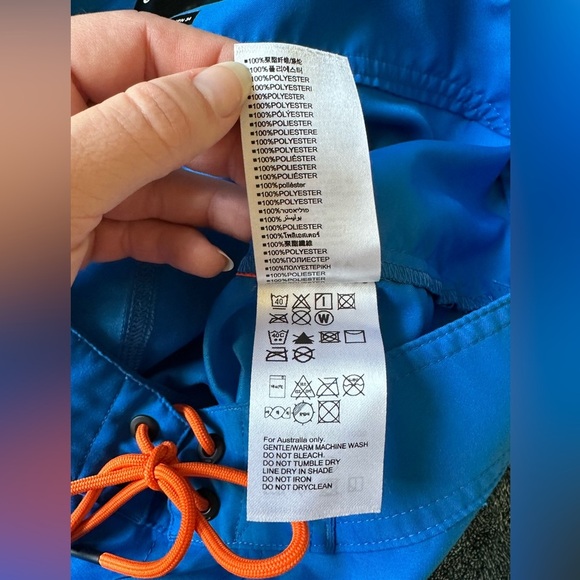 OAKLEY Men's Standard Solid Crest 19 Boardshort - Picture 6 of 6